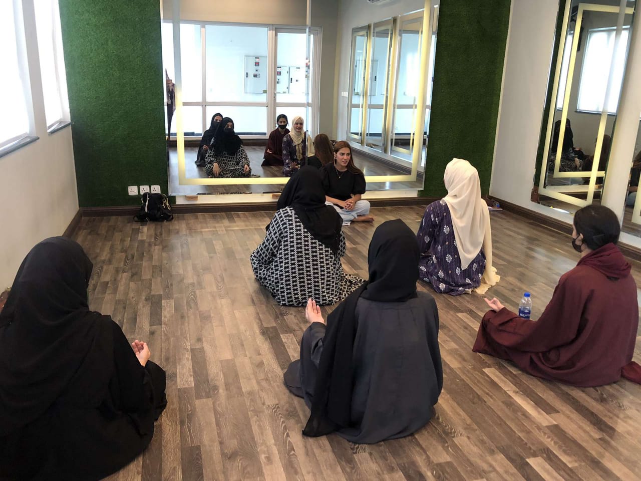 519604080 1123828549768576 2083616999064067133 N